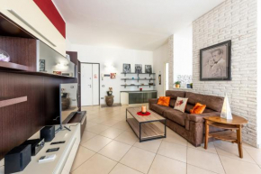 New Luxury 2 BDR Terrace, Views, AC Marinella Di Sarzana